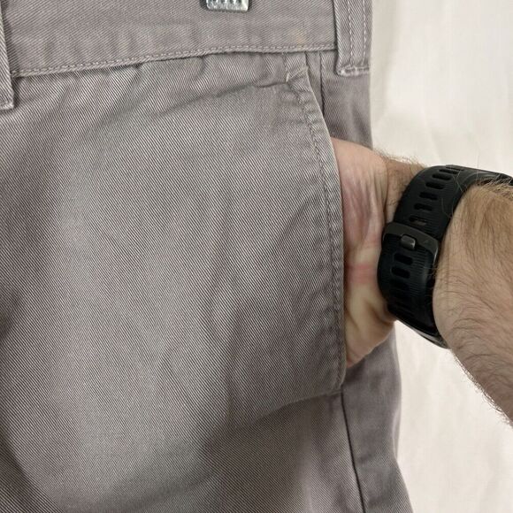 J Crew Shorts Men's 34W Grey Chino Rivington 100% Cotton Button Zip Short - Picture 5 of 9